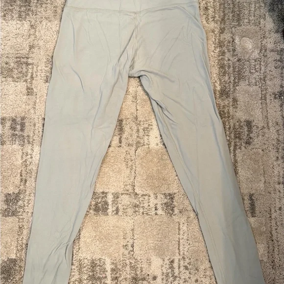 Aritzia TNA leggings, light sage green - Picture 1 of 3